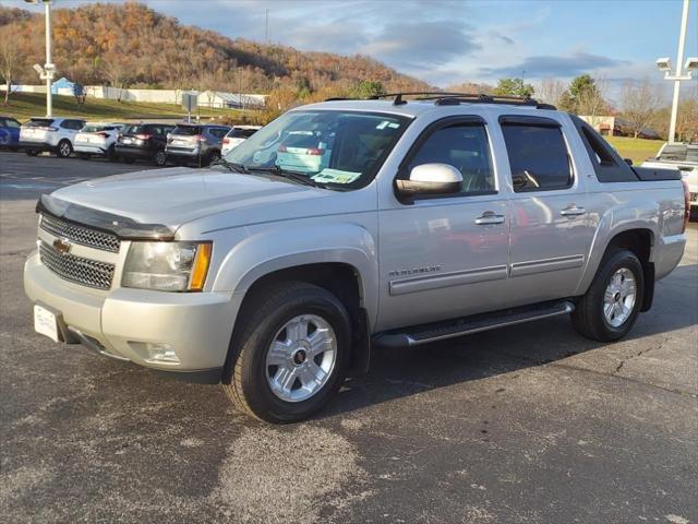 used 2010 Chevrolet Avalanche car, priced at $11,528