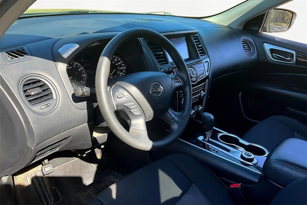 used 2020 Nissan Pathfinder car, priced at $15,691