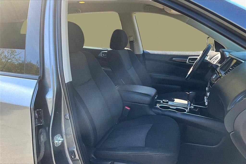 used 2020 Nissan Pathfinder car, priced at $15,691