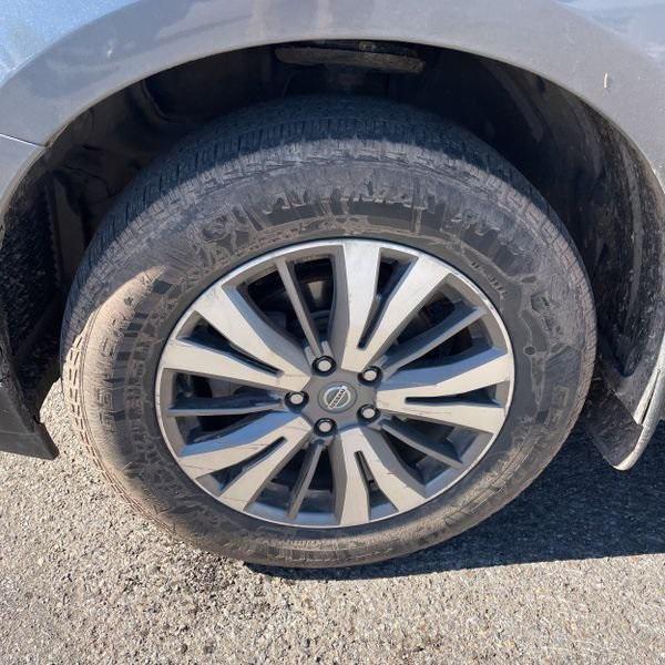 used 2020 Nissan Pathfinder car, priced at $16,458