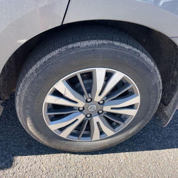 used 2020 Nissan Pathfinder car, priced at $16,458