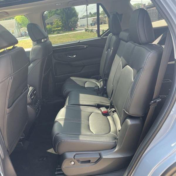 used 2025 Honda Pilot car, priced at $47,961