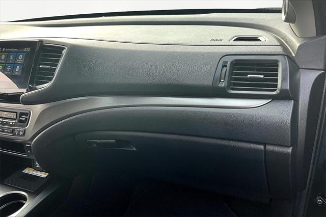 used 2022 Honda Pilot car, priced at $33,171