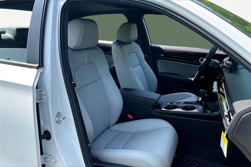 new 2025 Honda Civic Hybrid car, priced at $33,555