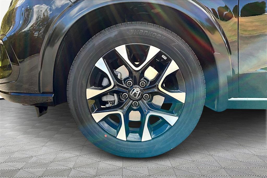 new 2026 Honda HR-V car, priced at $33,000