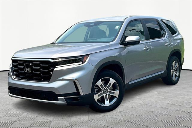 new 2025 Honda Pilot car, priced at $47,050