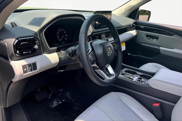 new 2025 Honda Pilot car, priced at $47,050