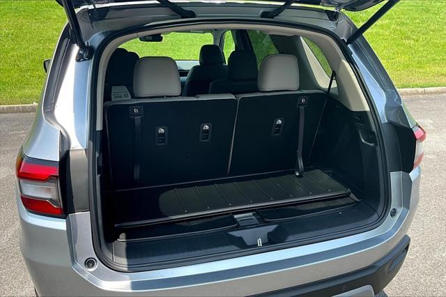 new 2025 Honda Pilot car, priced at $47,050