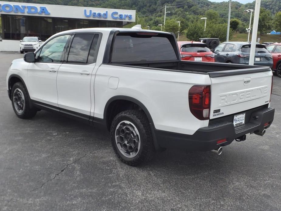 new 2024 Honda Ridgeline car, priced at $43,500