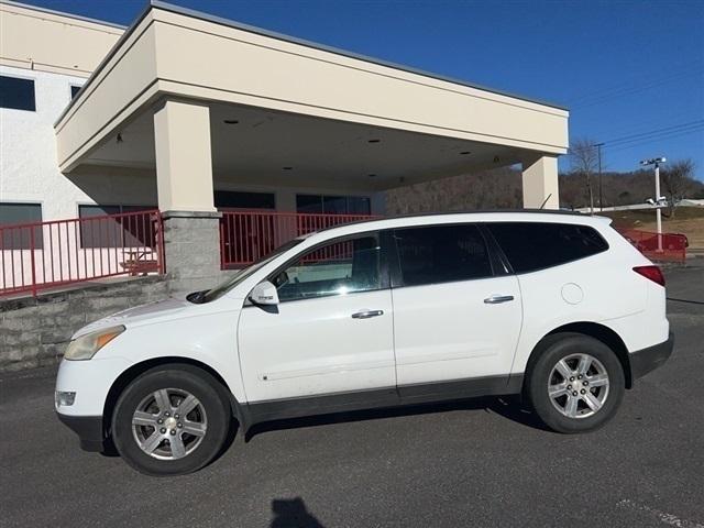 used 2010 Chevrolet Traverse car, priced at $7,299