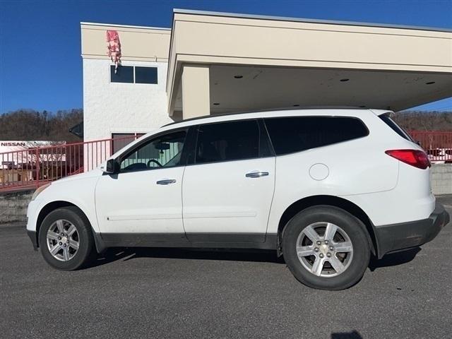 used 2010 Chevrolet Traverse car, priced at $7,299