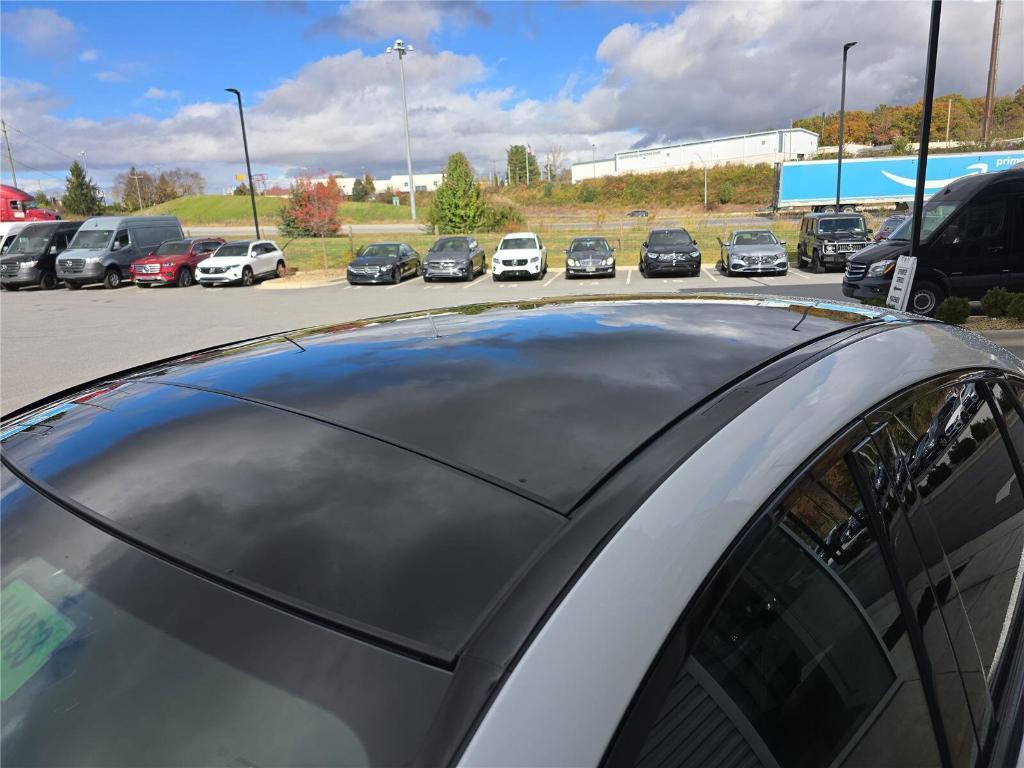 new 2026 Mercedes-Benz GLE 450 car, priced at $89,865