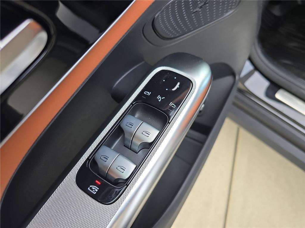 new 2026 Mercedes-Benz GLC 300 car, priced at $54,640