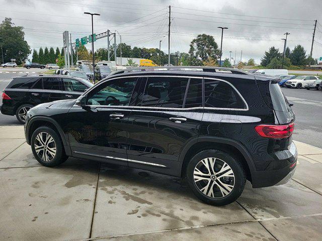 new 2024 Mercedes-Benz GLB 250 car, priced at $51,325