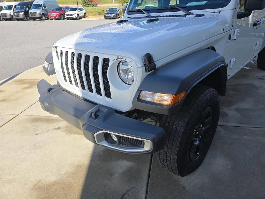 used 2023 Jeep Gladiator car, priced at $31,834