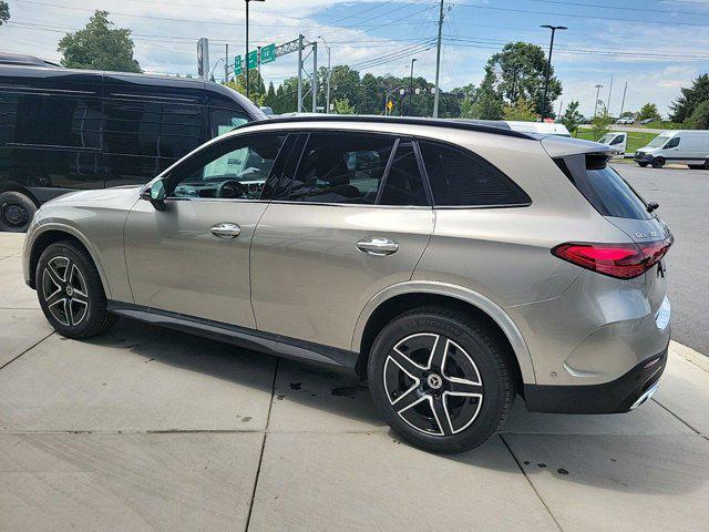 new 2024 Mercedes-Benz GLC 300 car, priced at $62,380