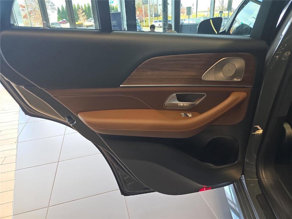 new 2026 Mercedes-Benz GLE 450 car, priced at $90,080
