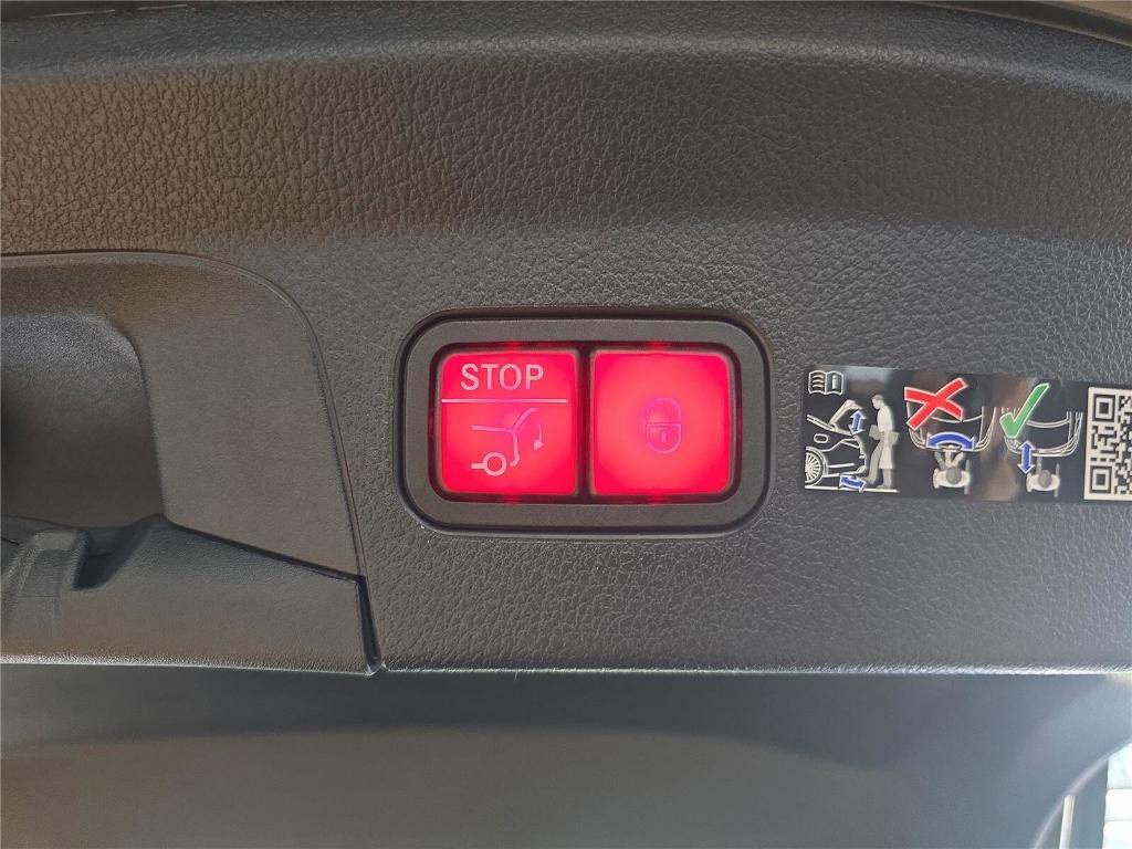 new 2026 Mercedes-Benz GLE 450 car, priced at $90,080