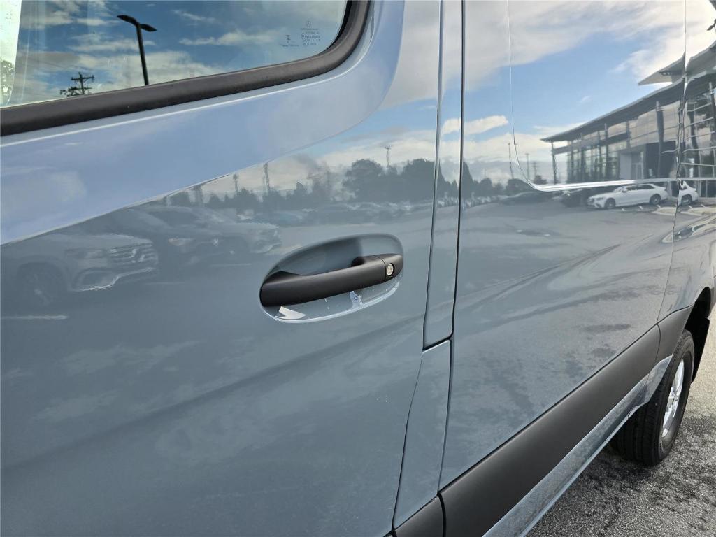 new 2026 Mercedes-Benz Sprinter 2500 car, priced at $75,143