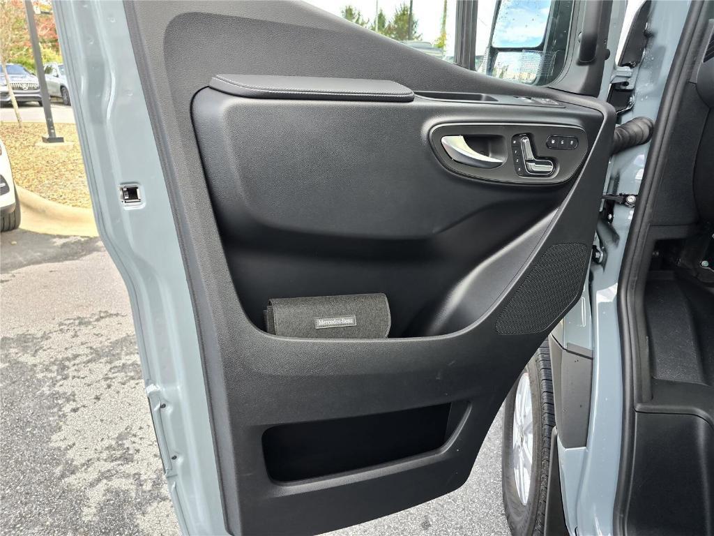 new 2026 Mercedes-Benz Sprinter 2500 car, priced at $75,143