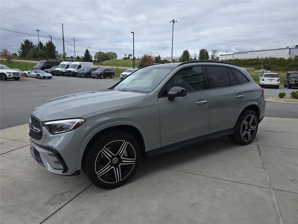 new 2026 Mercedes-Benz GLC 300 car, priced at $64,265