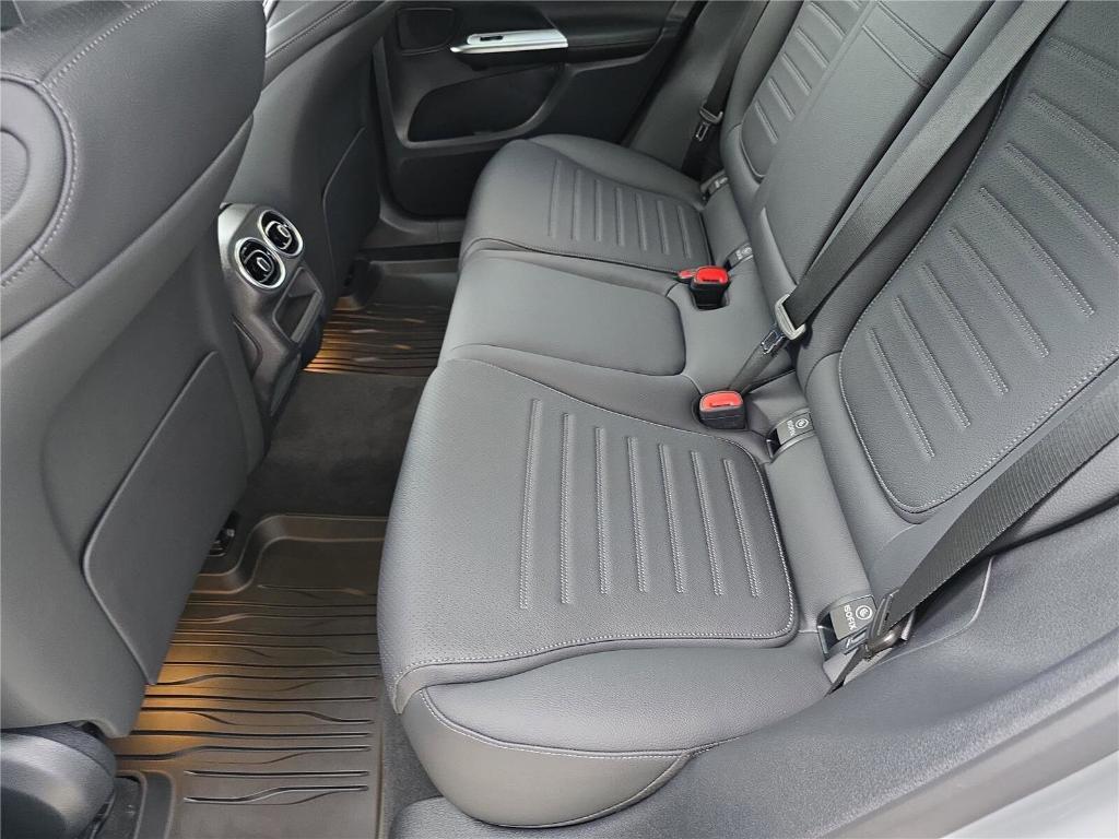 new 2026 Mercedes-Benz GLC 300 car, priced at $64,265