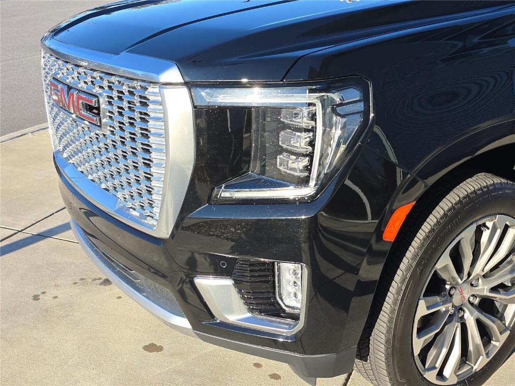 used 2021 GMC Yukon car, priced at $45,988