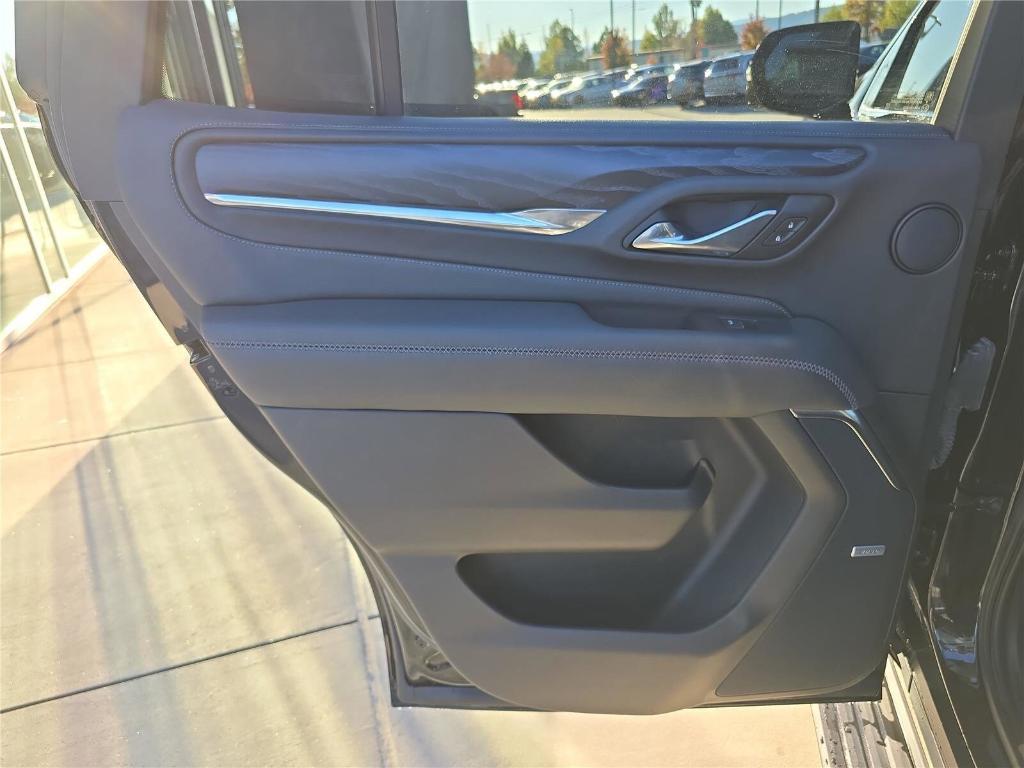 used 2021 GMC Yukon car, priced at $45,988