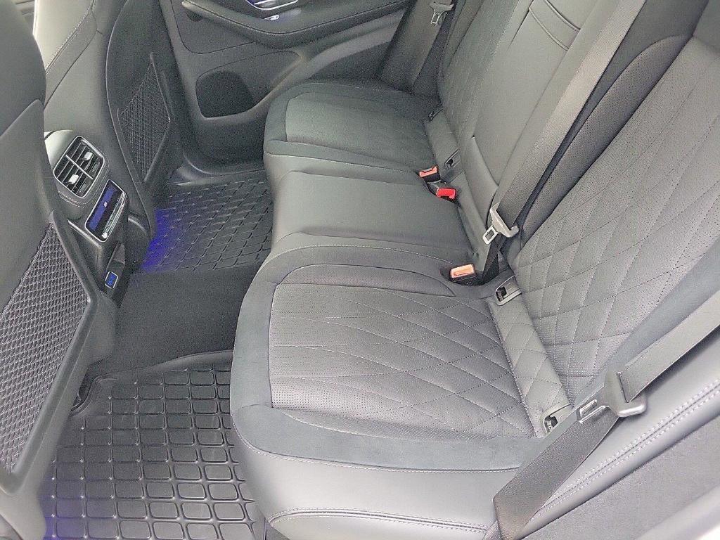 new 2025 Mercedes-Benz AMG GLE 63 car, priced at $150,315