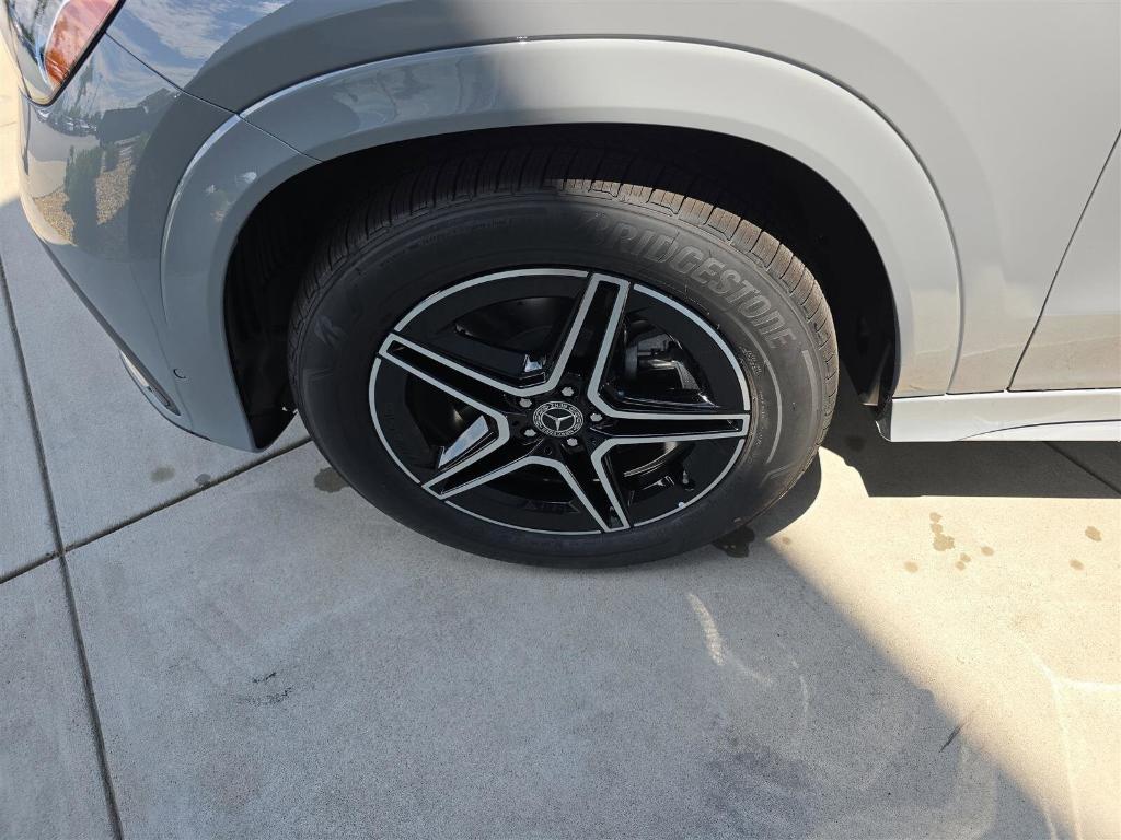 new 2025 Mercedes-Benz GLE 350 car, priced at $80,120