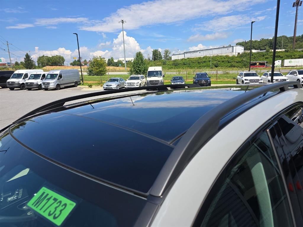 new 2025 Mercedes-Benz GLE 350 car, priced at $80,120