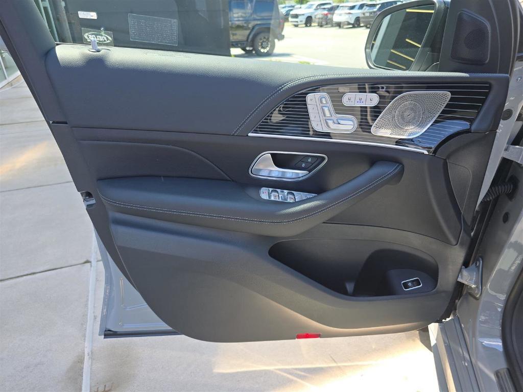 new 2025 Mercedes-Benz GLE 350 car, priced at $80,120