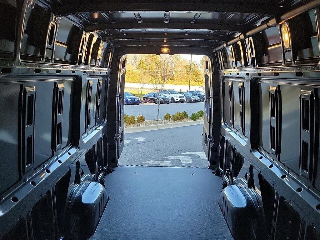 new 2024 Mercedes-Benz eSprinter 2500 car, priced at $89,647