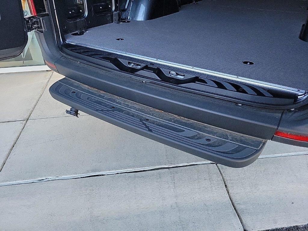 new 2024 Mercedes-Benz eSprinter 2500 car, priced at $89,647