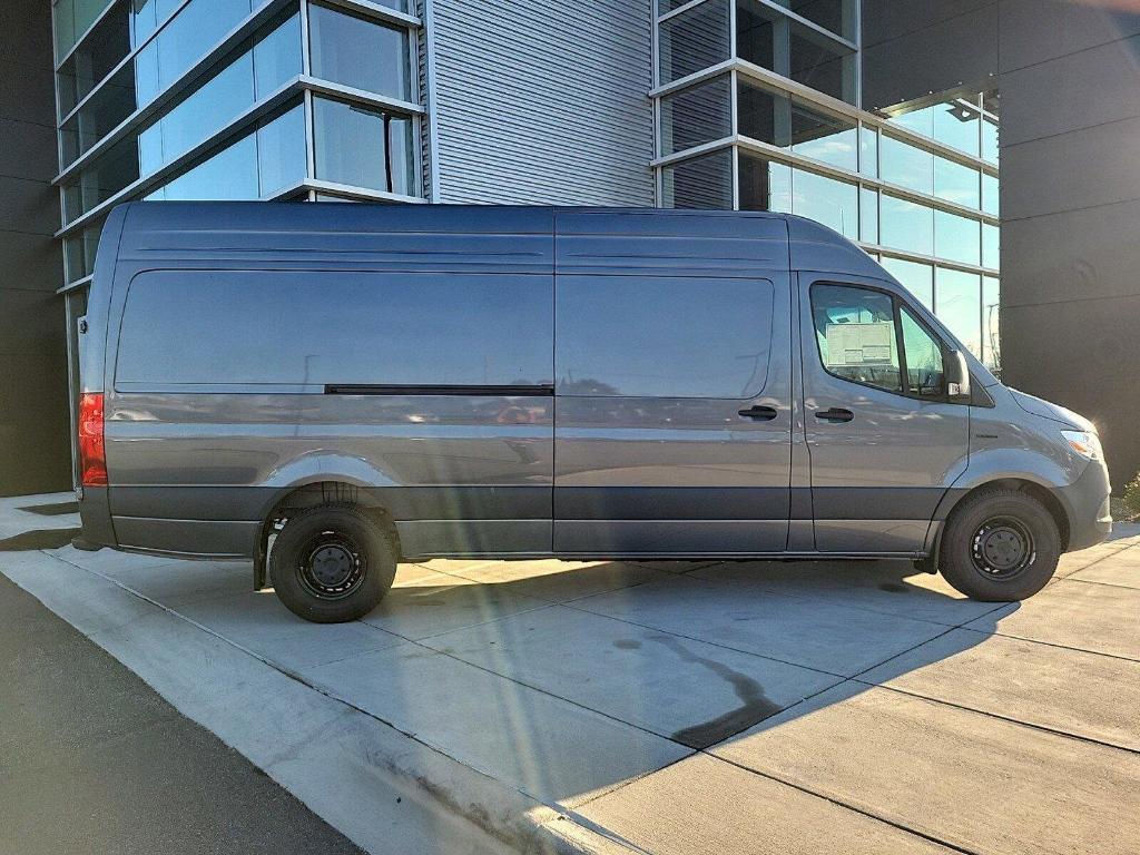 new 2024 Mercedes-Benz eSprinter 2500 car, priced at $89,647