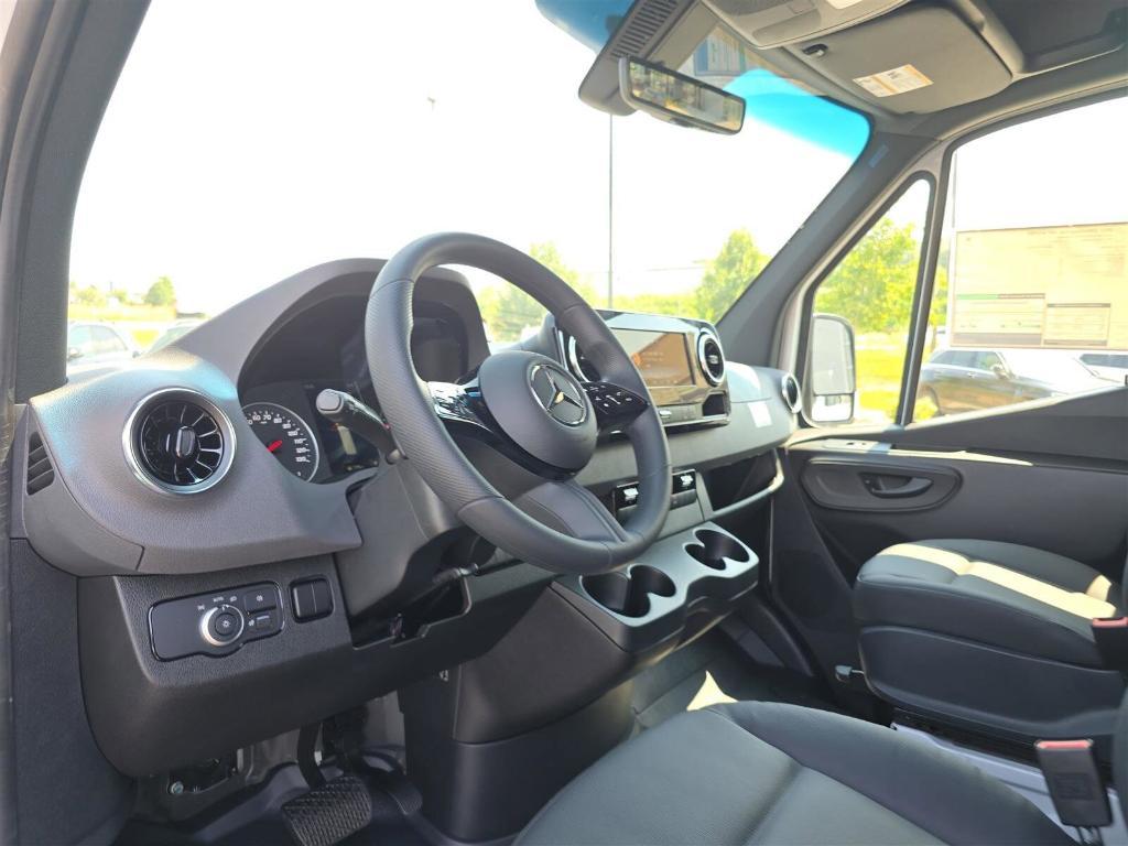 new 2025 Mercedes-Benz Sprinter 2500 car, priced at $66,011
