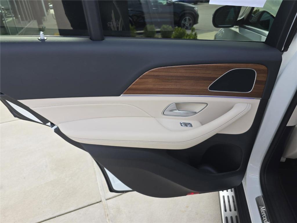 used 2025 Mercedes-Benz GLE 450e car, priced at $65,988