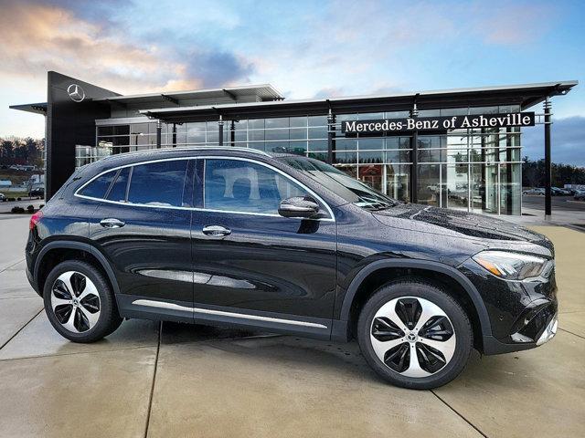 new 2025 Mercedes-Benz GLA 250 car, priced at $53,195