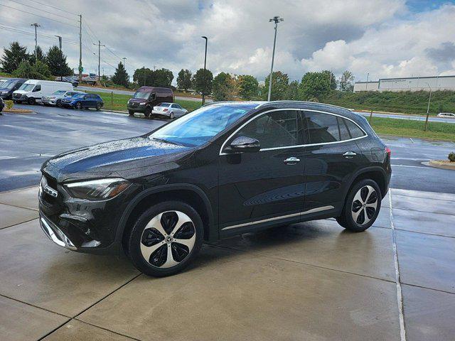 new 2025 Mercedes-Benz GLA 250 car, priced at $53,195