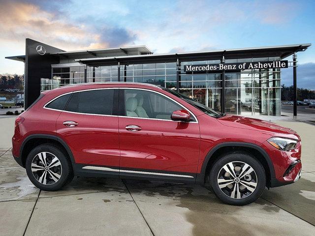 new 2025 Mercedes-Benz GLA 250 car, priced at $53,265