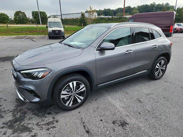 new 2025 Mercedes-Benz GLA 250 car, priced at $52,495