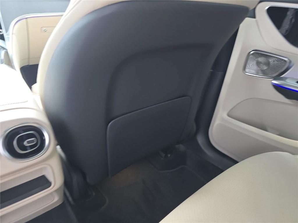 new 2026 Mercedes-Benz GLC 350e car, priced at $69,450