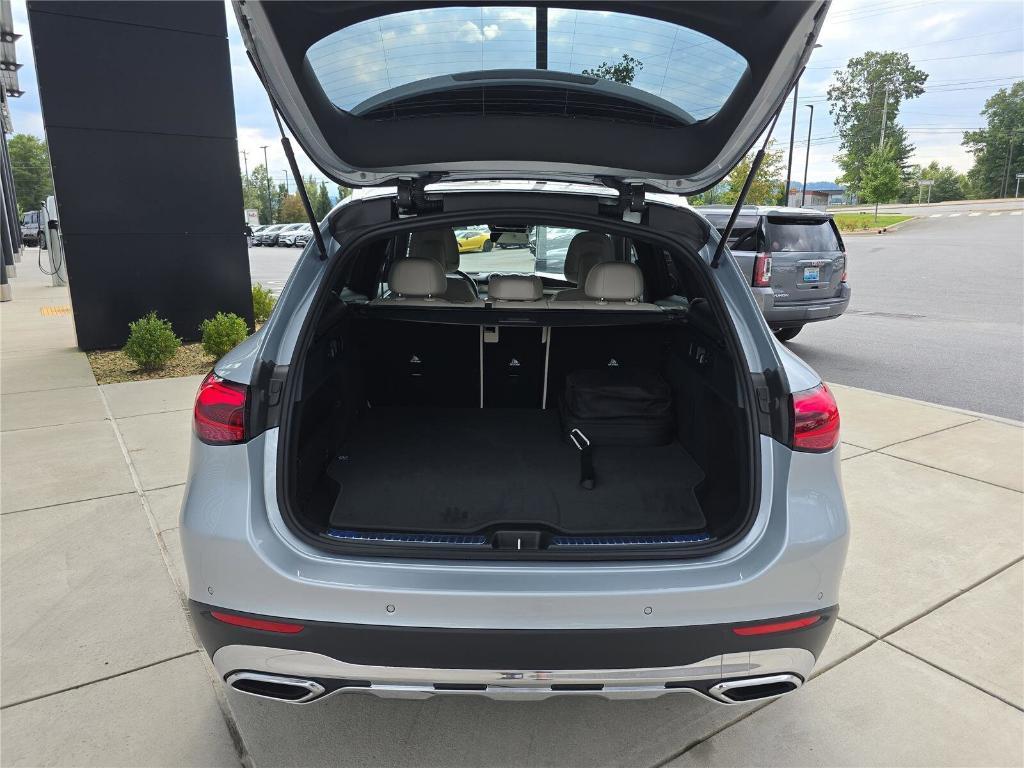 new 2026 Mercedes-Benz GLC 350e car, priced at $69,450