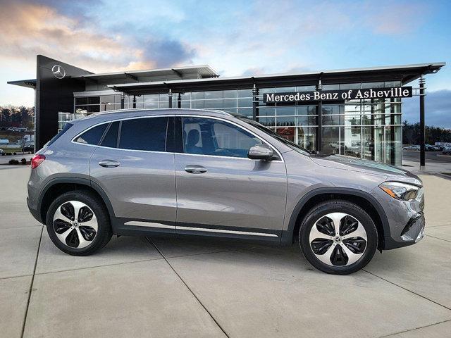 new 2025 Mercedes-Benz GLA 250 car, priced at $53,190