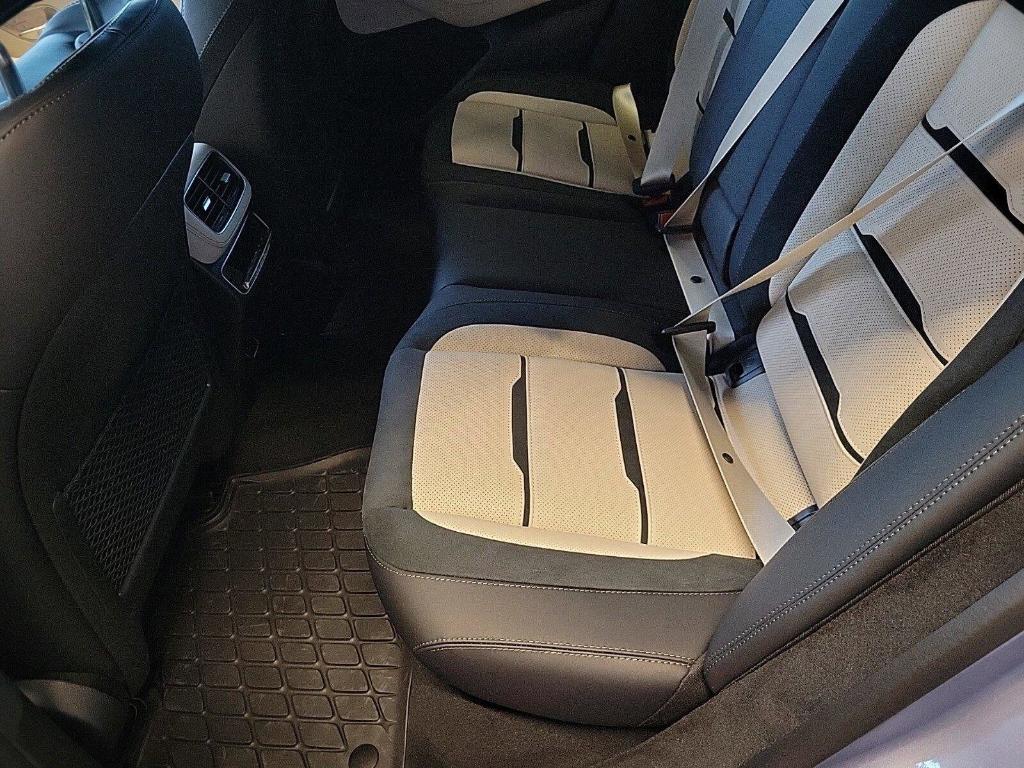 new 2025 Mercedes-Benz AMG GLE 63 car, priced at $150,030