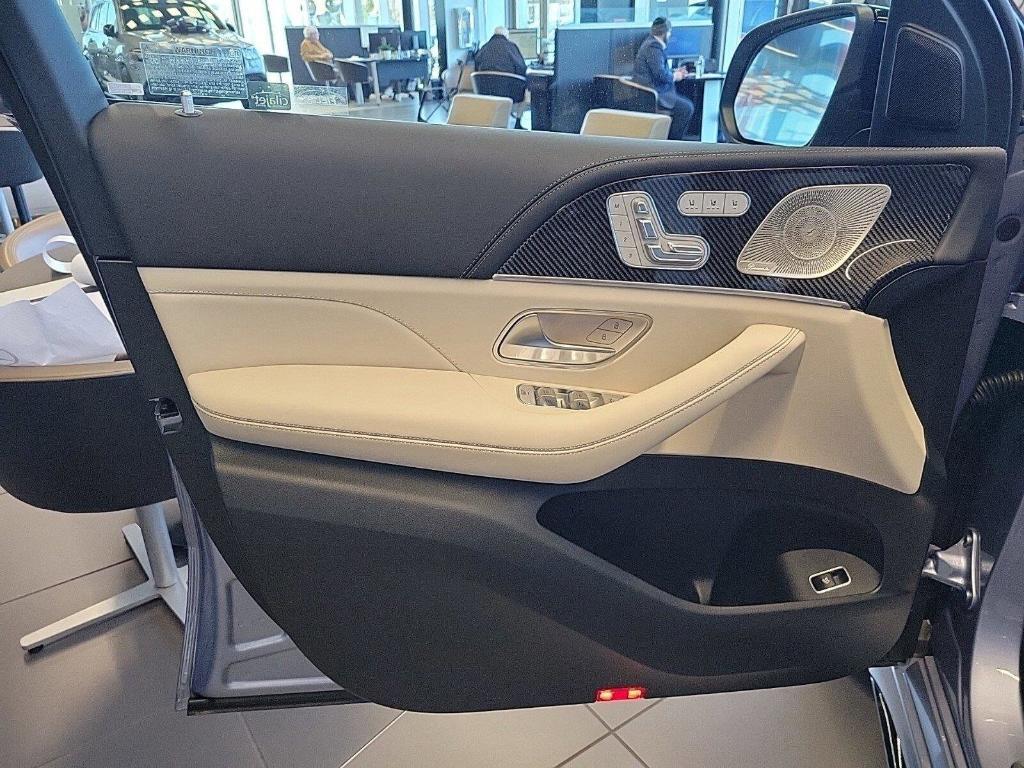 new 2025 Mercedes-Benz AMG GLE 63 car, priced at $150,030