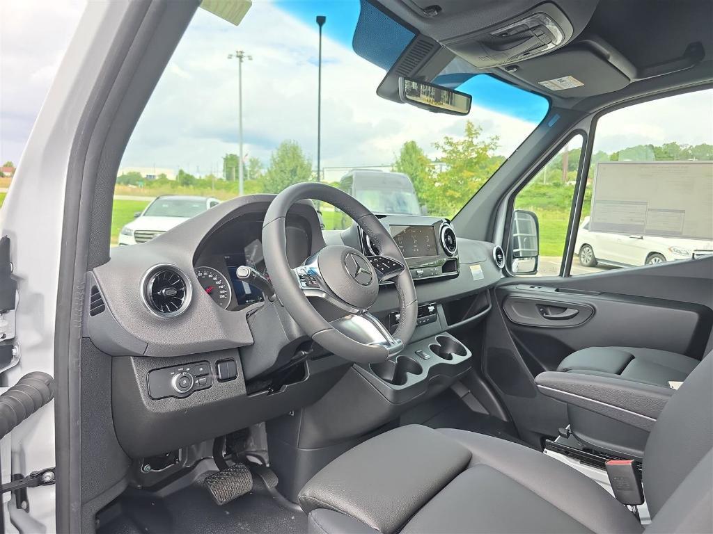 new 2025 Mercedes-Benz Sprinter 2500 car, priced at $73,732