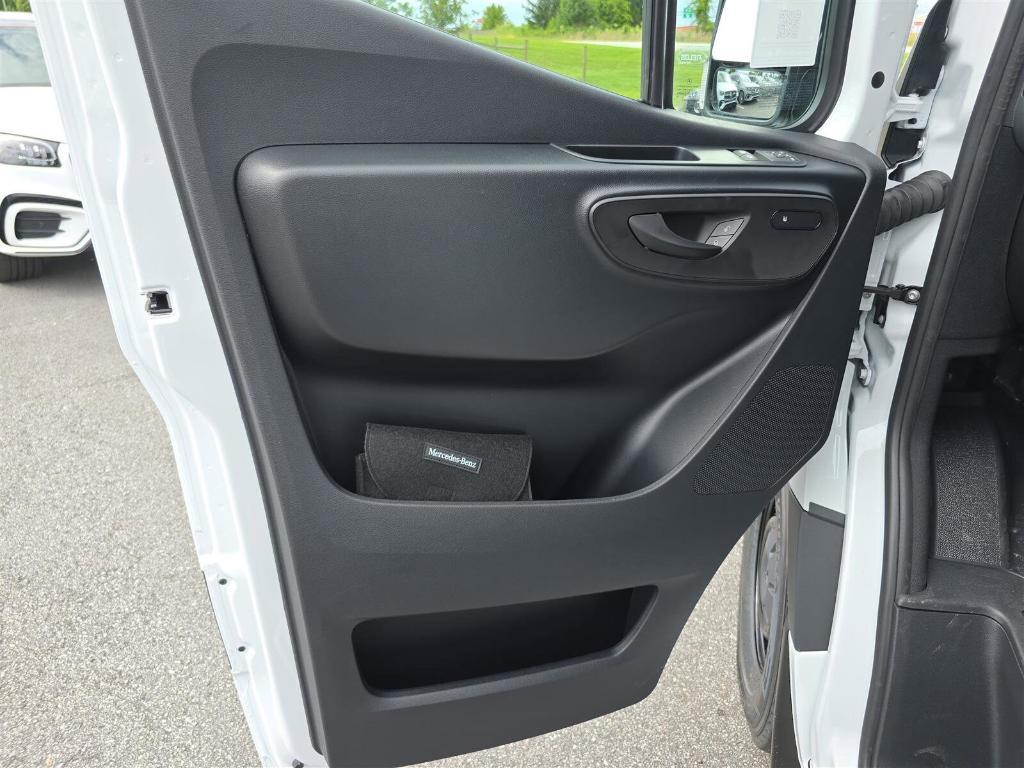 new 2025 Mercedes-Benz Sprinter 2500 car, priced at $73,732
