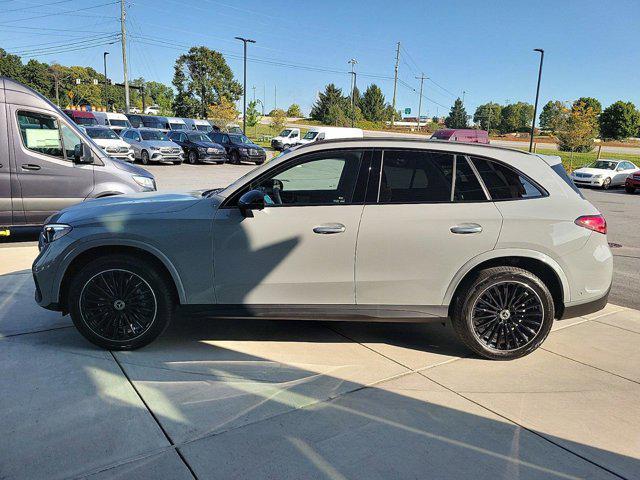 new 2025 Mercedes-Benz GLC 300 car, priced at $67,785