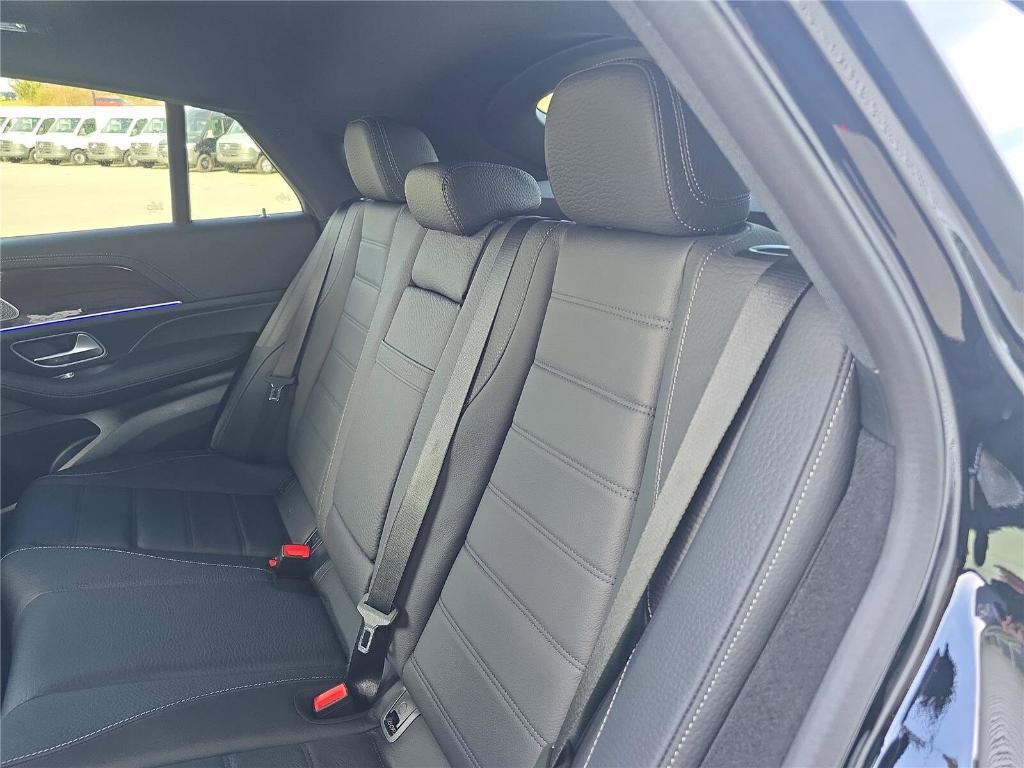 new 2026 Mercedes-Benz GLE 450 car